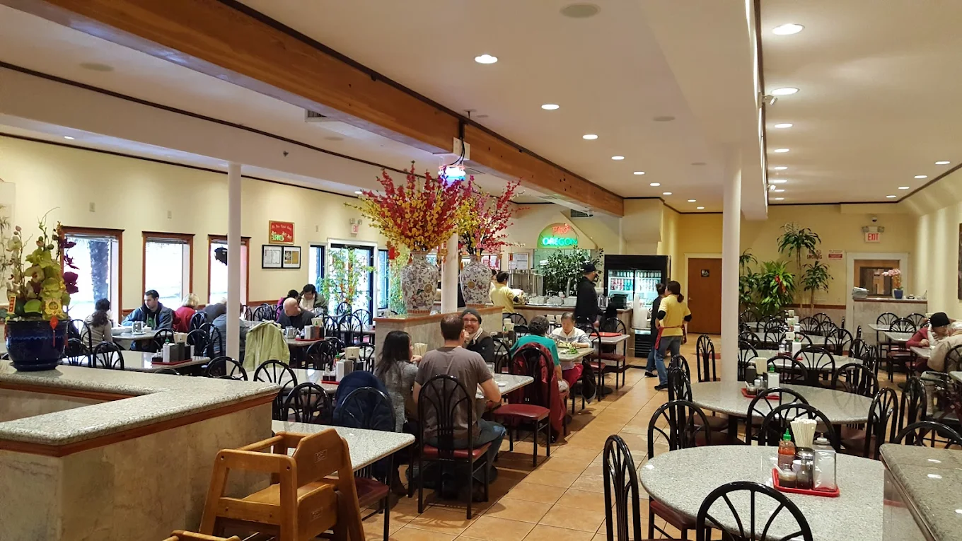 Phở Oregon Restaurant